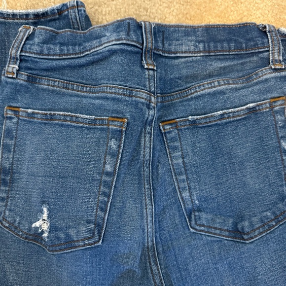 Abercrombie & Fitch Ultra High Rise Straight Jean - size 2 Long - Picture 6 of 8